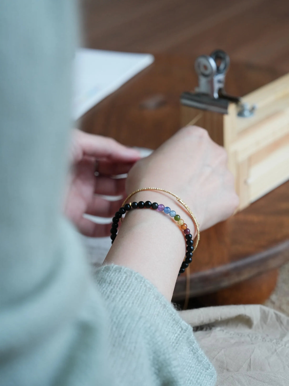 Silent Radiance · Obsidian & Chakra Stones Emotional Healing Bracelet